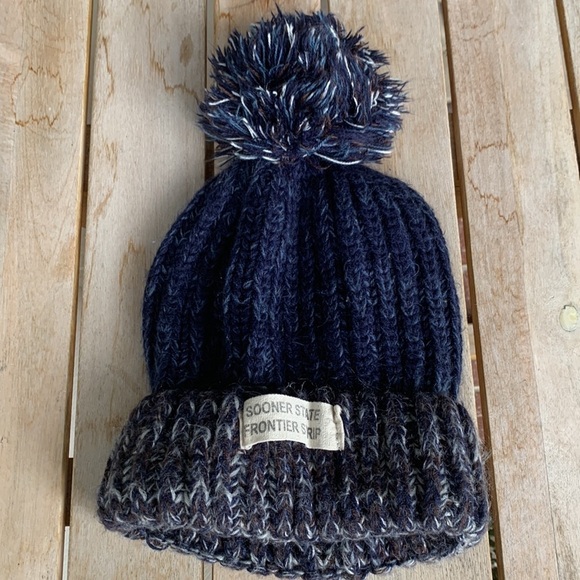 SOONER STATE FRONTIER STRIP Yarn Knit Blue Beanie Hat - Picture 3 of 6